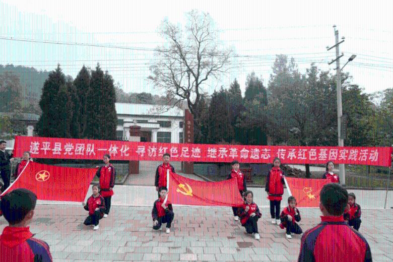 单手暴扣！韩德君不服老，赵继伟抢断太机灵，弗格传球神出鬼没